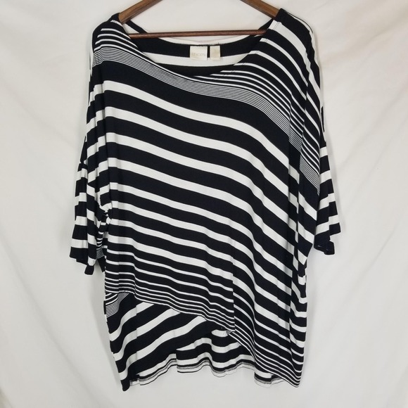 Chico's Women's Size 3 Black White Striped Asymmetrical Hem Top Dolman Sleeve - Picture 1 of 8